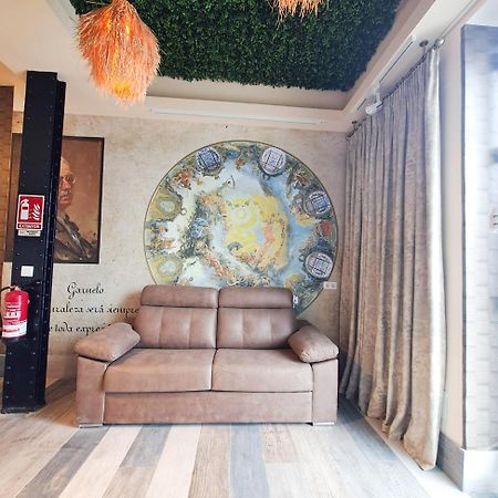 Loft Deluxe - Madrid Retiro Lägenhet Exteriör bild
